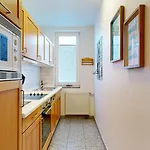 Strandnahe Mit Schwimmbad Im Haus, A Cappella 68,binz Apartment *