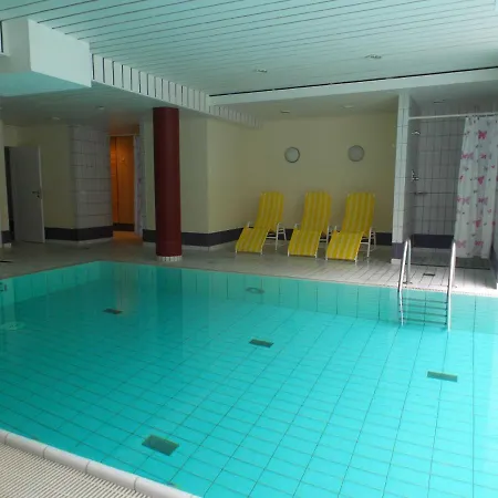 Aparthotel Strandnahe Mit Schwimmbad Im Haus, A Cappella 68,binz
