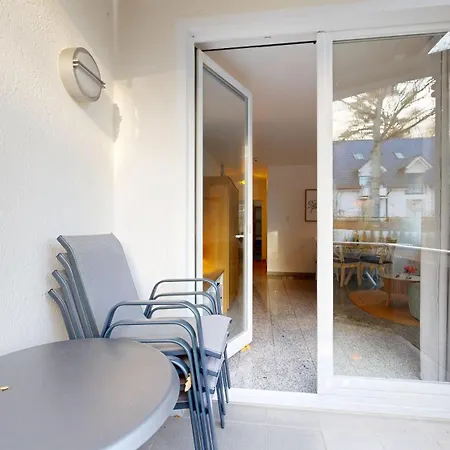 Apart-hotel Strandnahe Mit Schwimmbad Im Haus, A Cappella 68,binz 4*